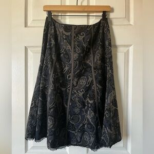 Tahari Gray Patterned Skirt